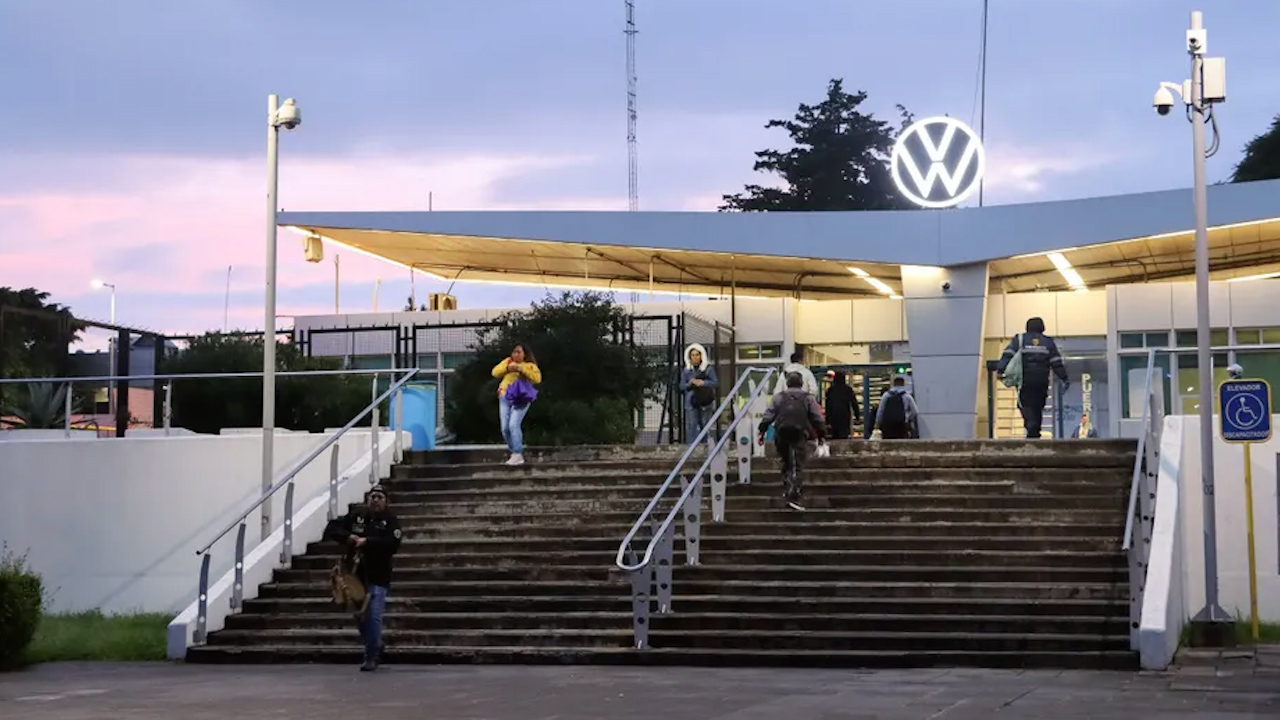 Sindicato de Volkswagen Puebla se prepara para revisión salarial 2025