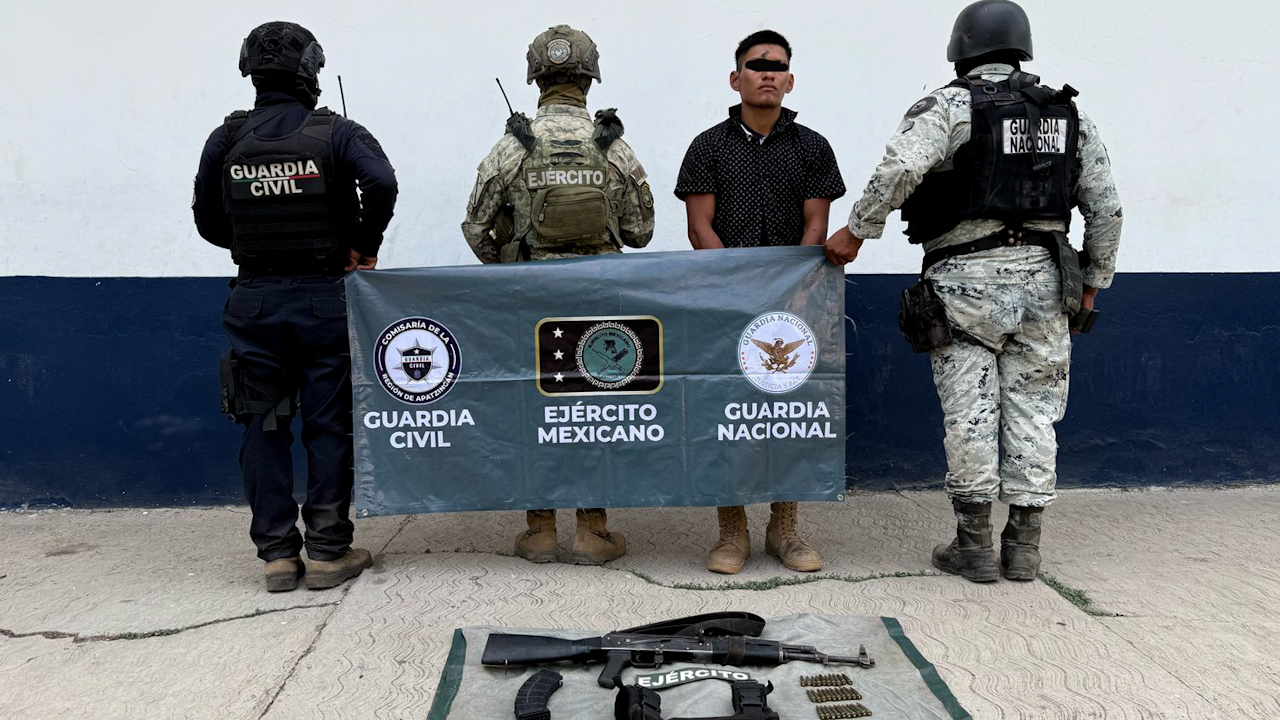 Aseguran artefactos explosivos y detienen a presunto integrante del Cártel de la Virgen en Michoacán