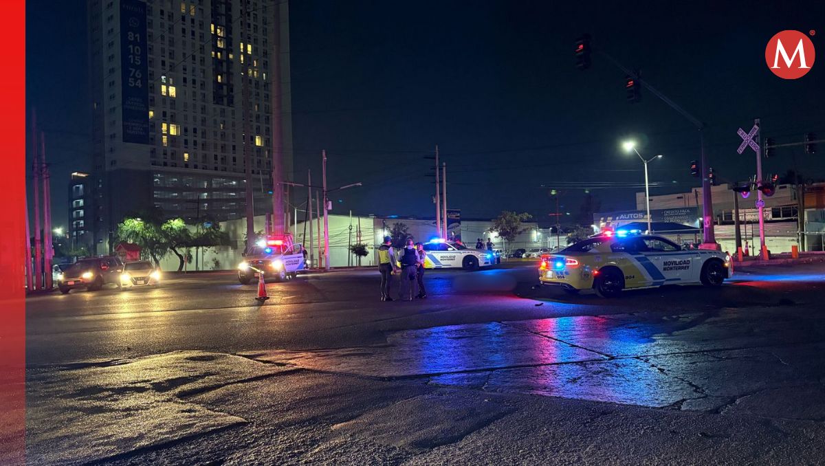 Oficiales de la policía de Monterrey colocaron un acordonamiento en la zona. Ángel Mercado