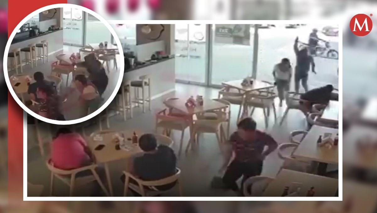 El asalto ocurrido en plena luz del día en la plaza San Roque, en Irapuato. | ESPECIAL