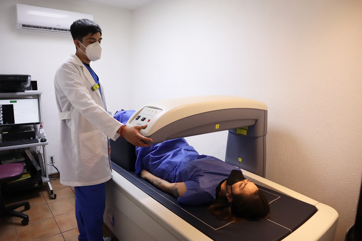 Algunos de los estudios realizados son análisis de sangre, pruebas hormonales, papanicolaou, mastografías. (Cortesía)