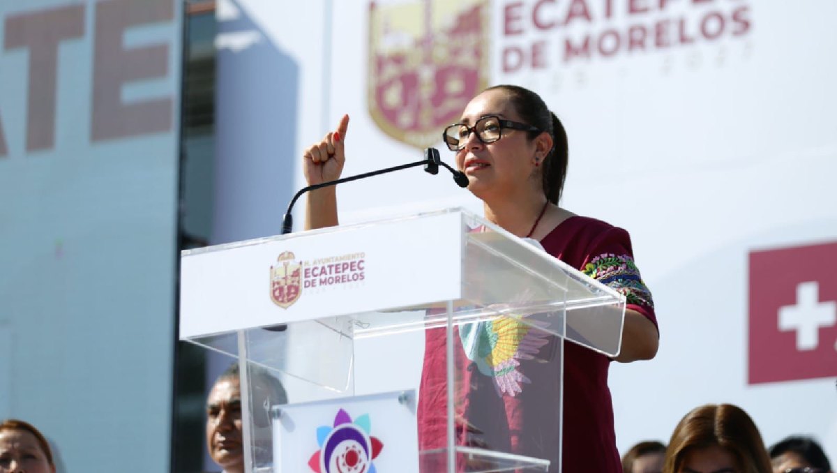 Azucena Cisneros se compromete a no fallarle a la población de Ecatepec y seguir brindando soluciones. Foto: (Especial)