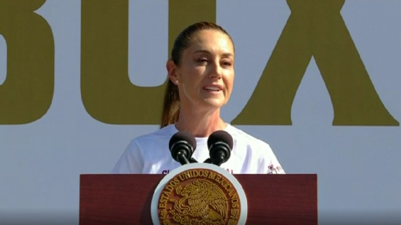 Sheinbaum lidera clase nacional de boxeo por la paz y contra las adicciones