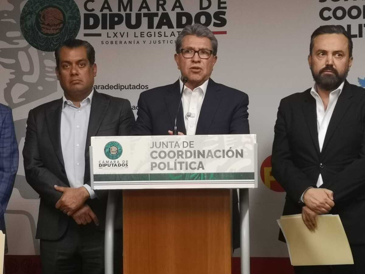 Monreal informó que las nuevas leyes en seguridad se mantienen en pausa. | Foto: Fernando Damián.