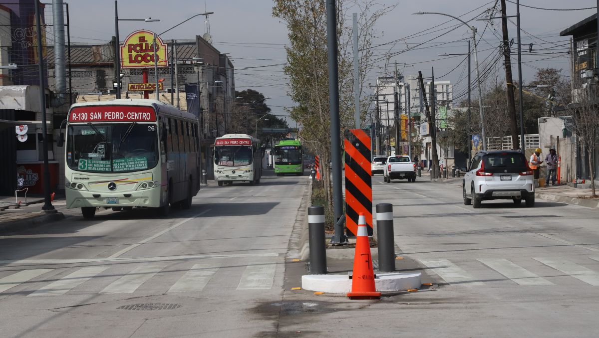 El estudio incluye la instalación de mangueras en las calles para obtener información del tránsito vehicular promedio diario. Leonel Rocha