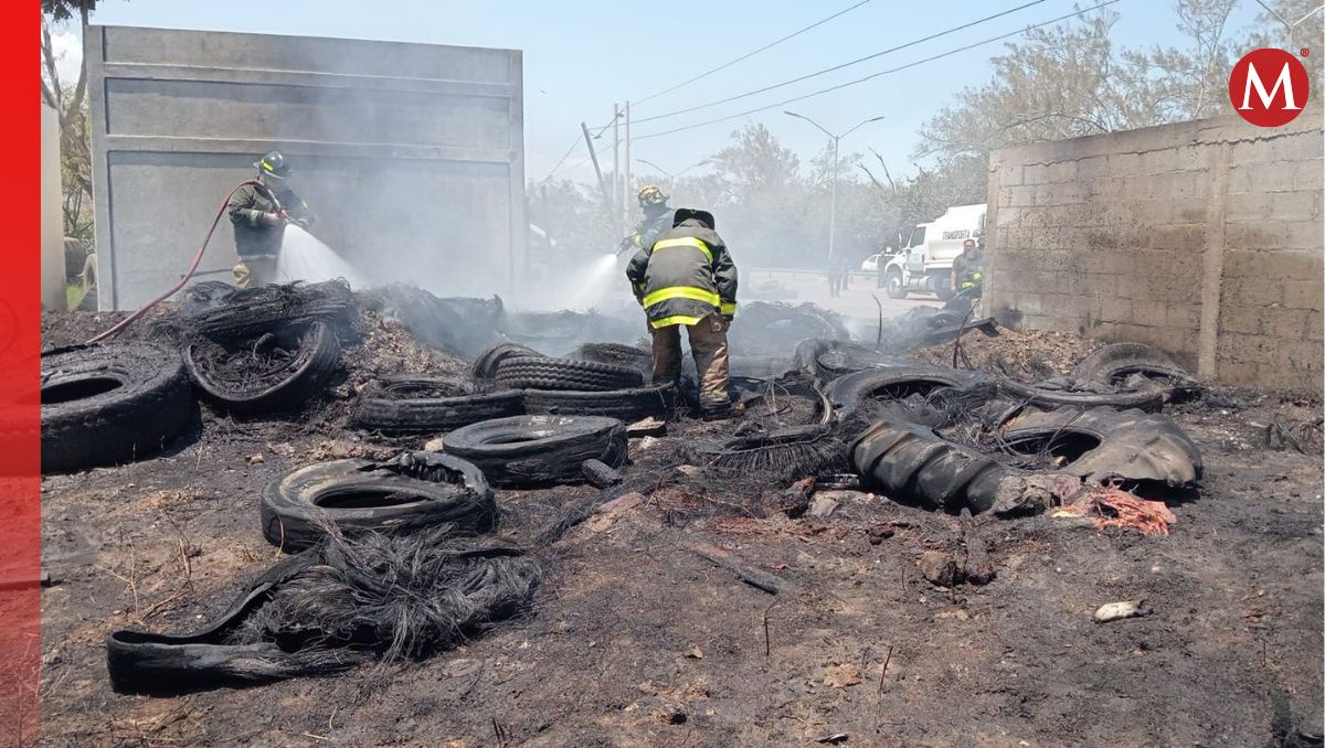 El incendio ocurrió cerca de la intersección con la avenida Tamaulipas. (Mario Juárez)