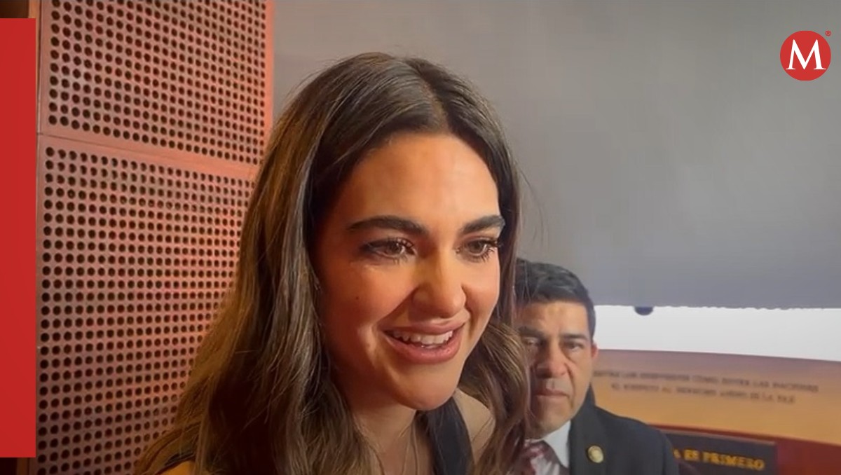 "Que quiten mi nombre no lo necesitamos”: Andrea Chávez se compromete a quitar fotos