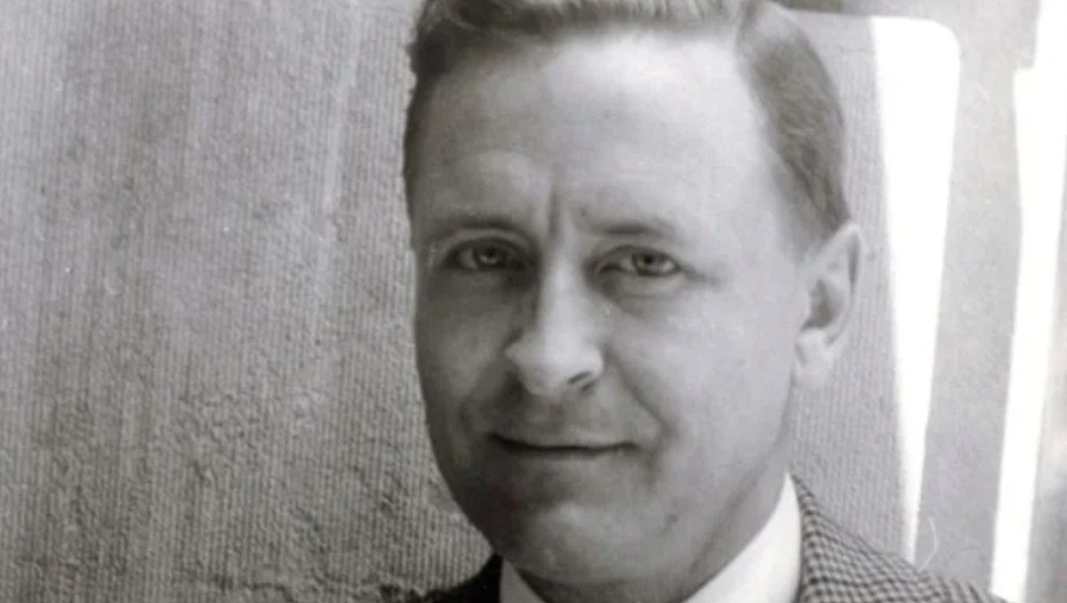 Fotografía cedida por la Biblioteca del Congreso tomada por Carl Van Vechten donde aparece el estadounidense F. Scott Fitzgerald, | EFE