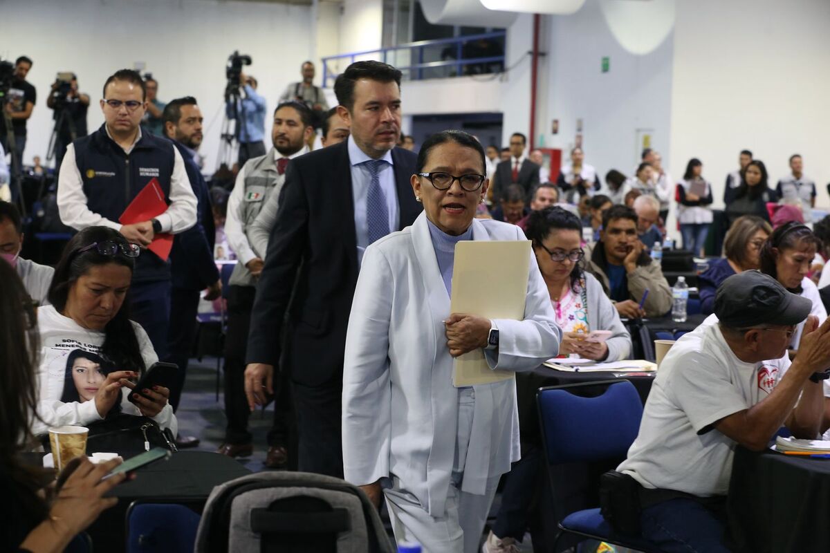 Rosa Icela Rodríguez garantiza seguimiento a diálogos con colectivos de desaparecidos | Foto: Ariana Pérez
