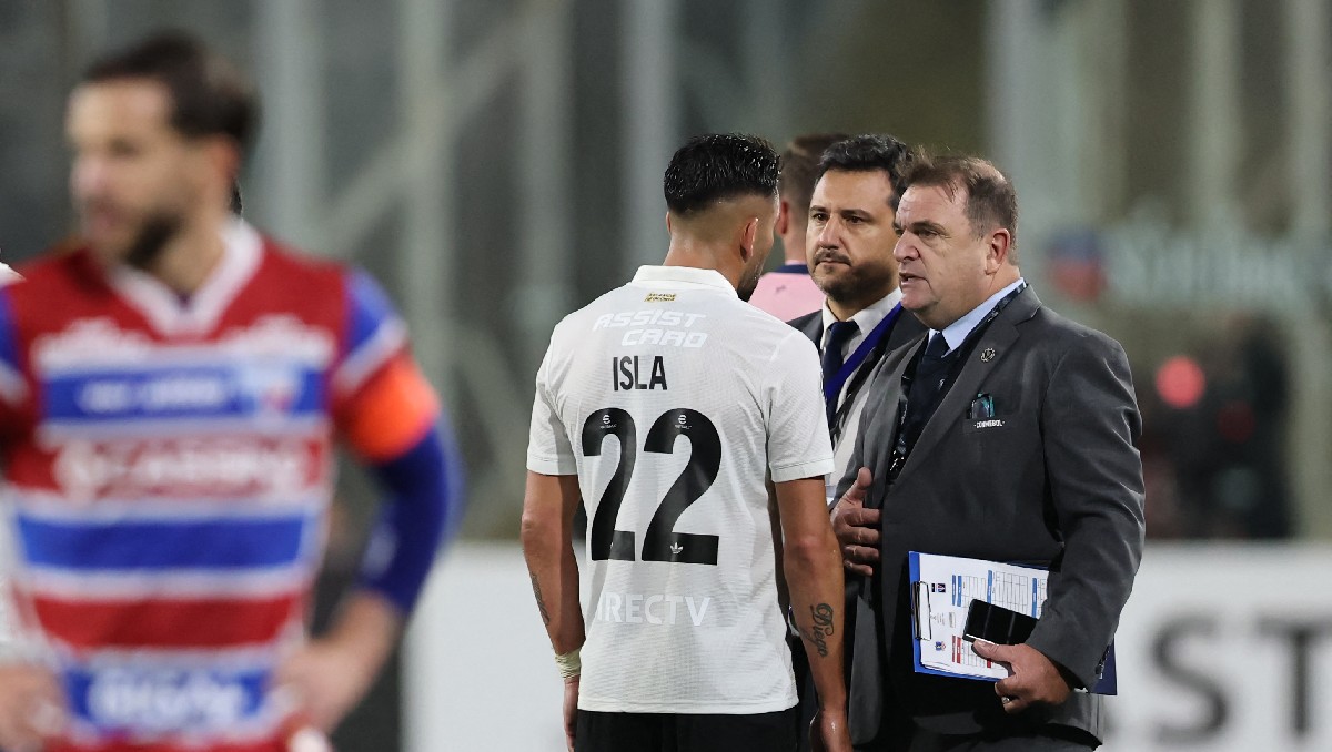 CBF pide declarar vencedor a Fortaleza ante Colo Colo por incidentes con dos muertos (AFP)