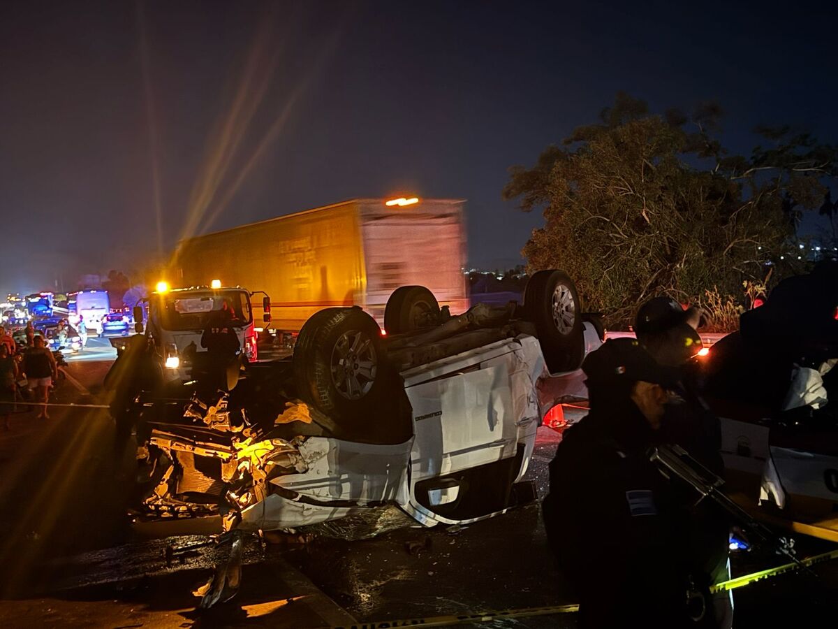 Choque entre dos vehículos deja tres muertos. (Foto: especial)
