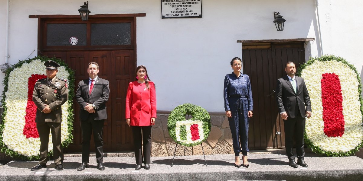 Nayeli Gómez Castillo encabeza aniversario de “El Ilustrador Nacional” y el Día del Periodista Mexiquense. Foto: (Cortesía)