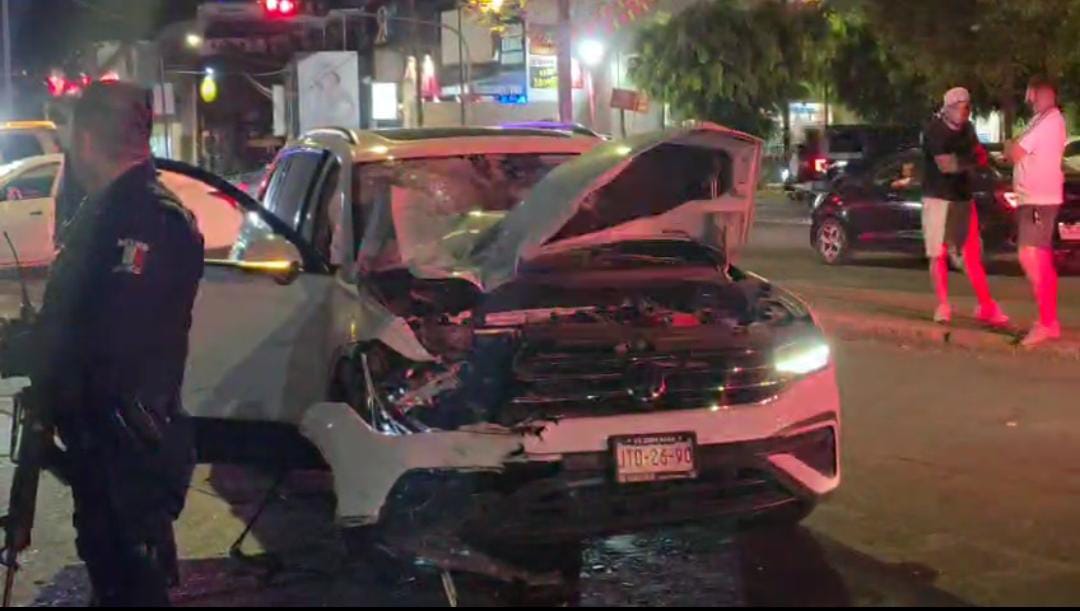 El accidente ocurrió en la colonia Ladrón de Guevara. (Vicente Torres)