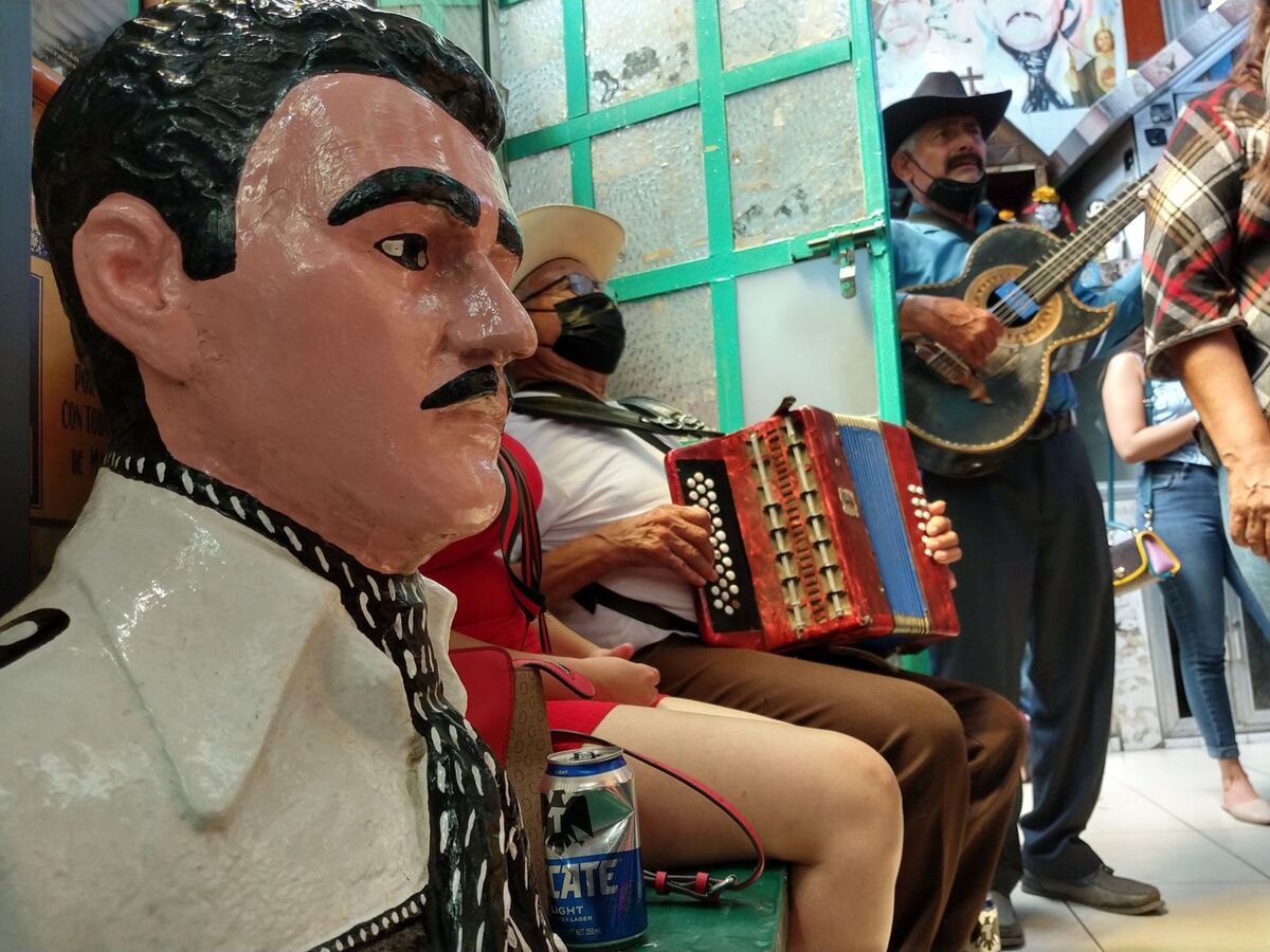Malverde, santo popular al que se le atribuye la protección de personas relacionadas con el tráfico y producción de drogas |Foto: Cuartoscuro