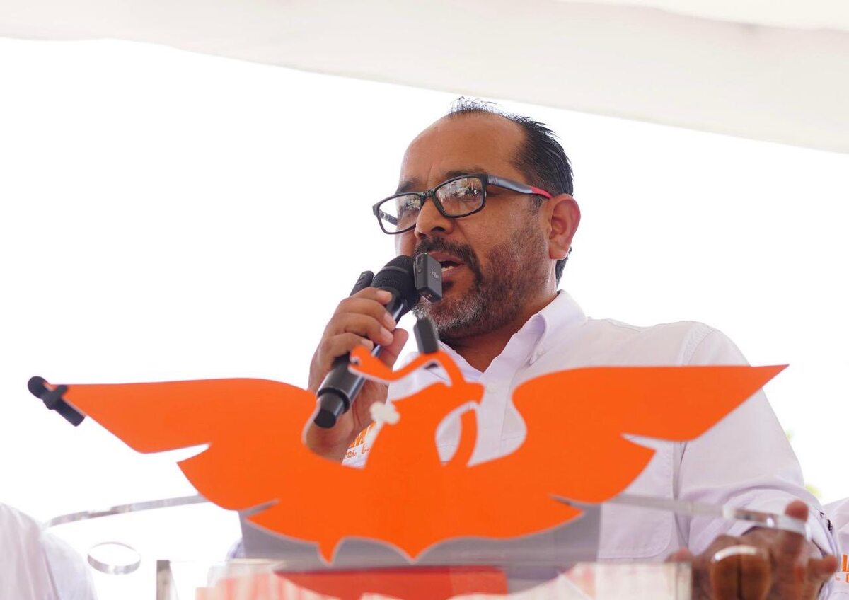 Omar Castañeda propone programa para la pavimentación en Gómez Palacio.| Redes