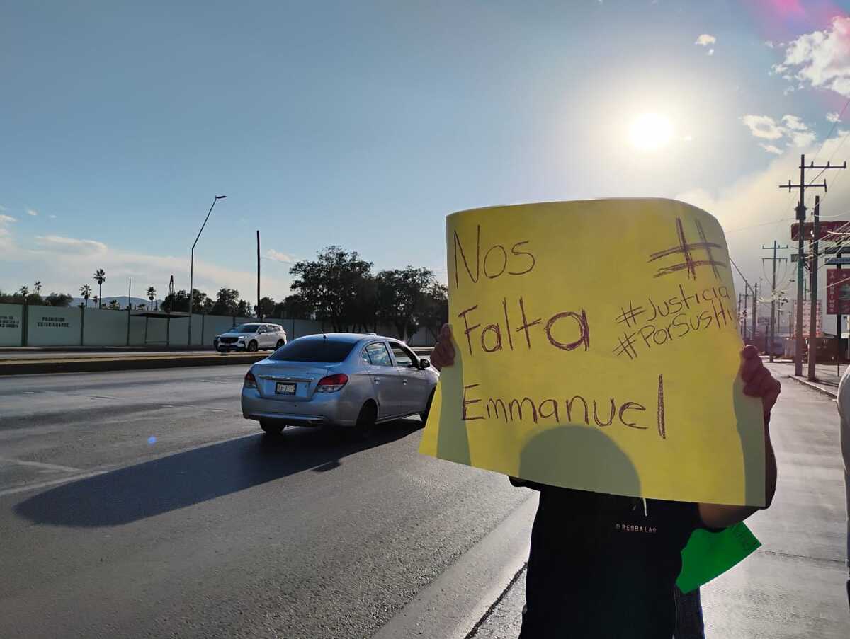 Familiares y amigos siguen con la exigencia de justicia, ya que declararon a MILENIO que el amparo que le dio un juez federal "es injusto".