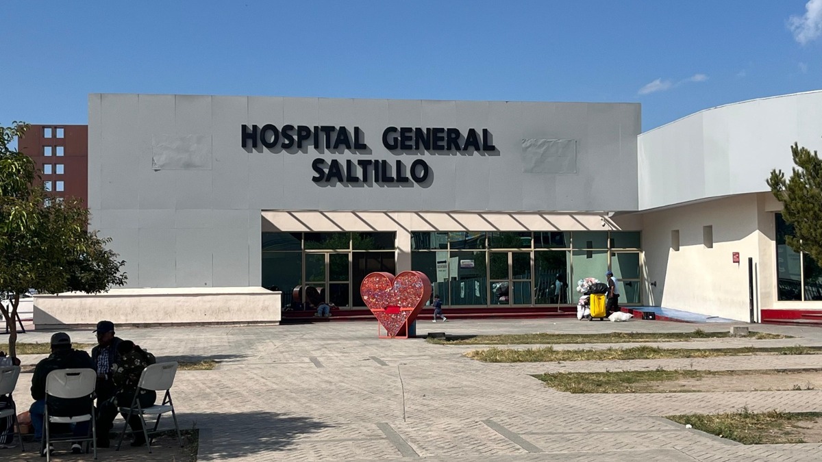 Un mecánico resultó lesionado luego de que un chorro de aceite caliente le impactara el rostro. (Especial)