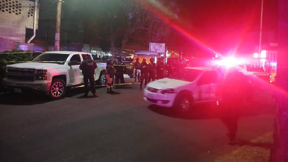 Matan a hombre en local de tacos de Tlalnepantla. Foto: (Especial)