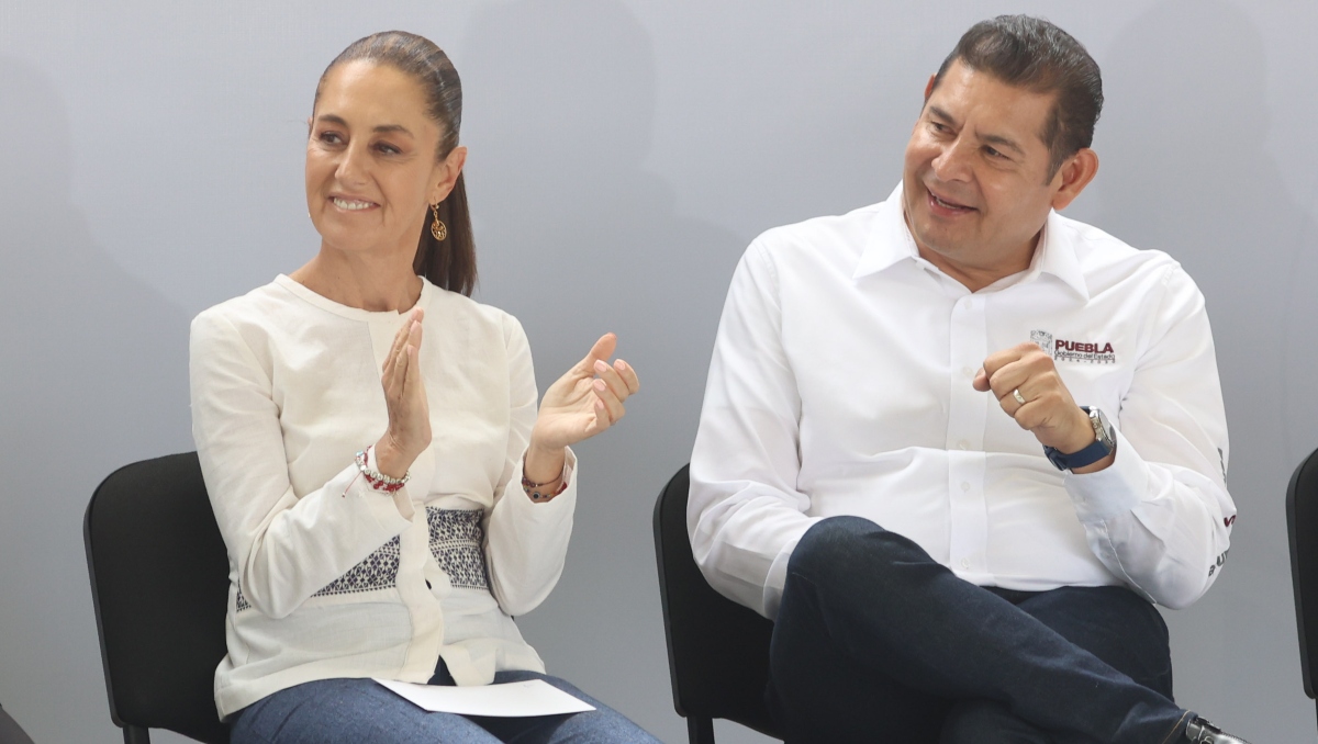 Sheinbaum reconoce a Armenta por combate a feminicidios en Puebla | EsImagen