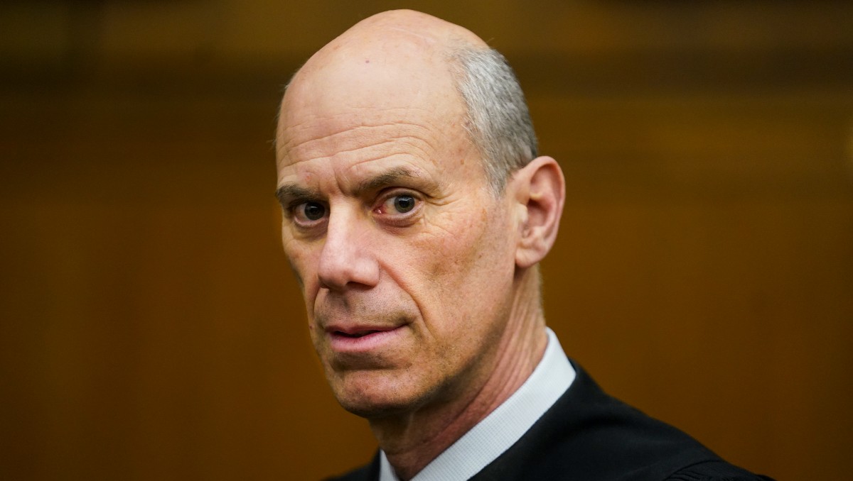 Trump ordenó la destitución del juez James E. Boasberg, pero la Corte Suprema lo rechazó. | AP