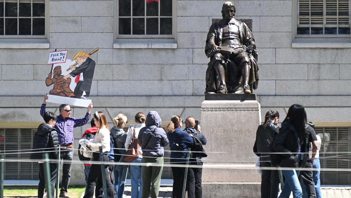 El gobierno de Trump y algunos de sus aliados en el Capitolio han arremetido contra Harvard por su actitud desafiante | Reuters