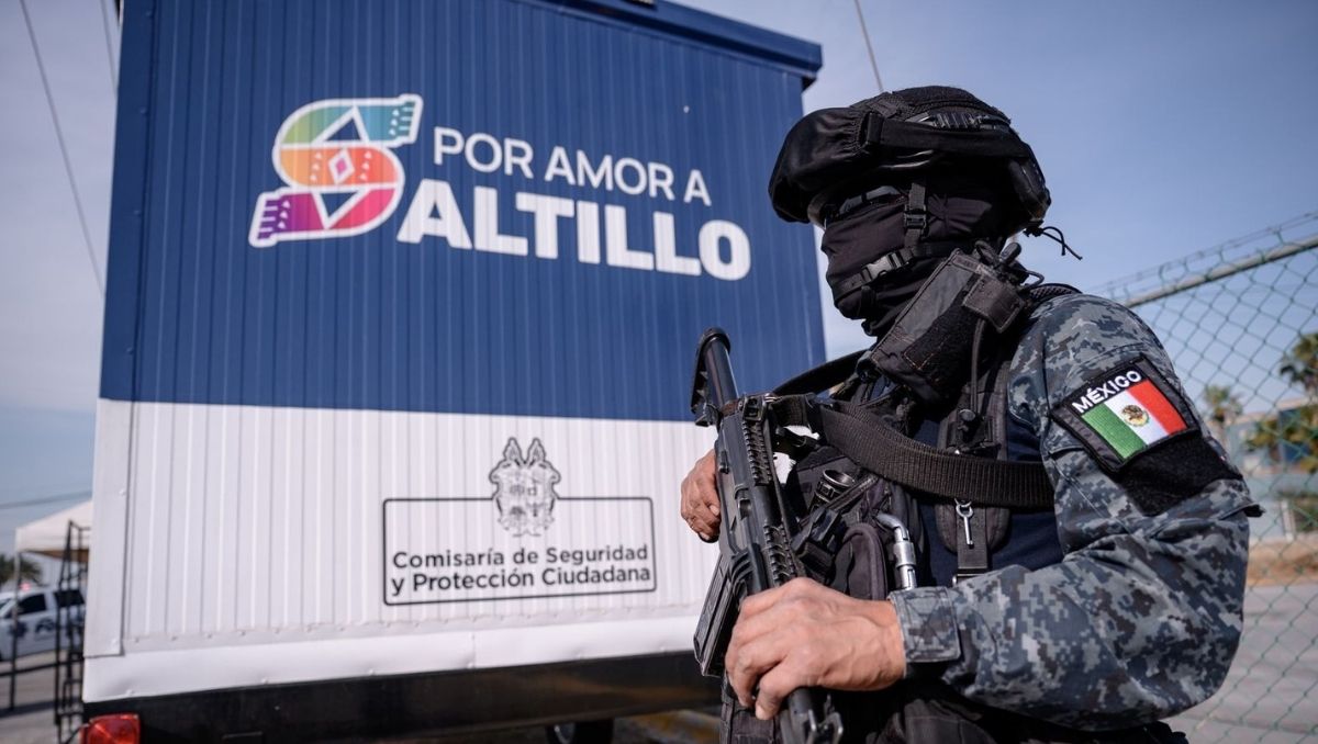 Instalación delas nuevas oficinas moviles de seguridad en Saltillo. | Especial