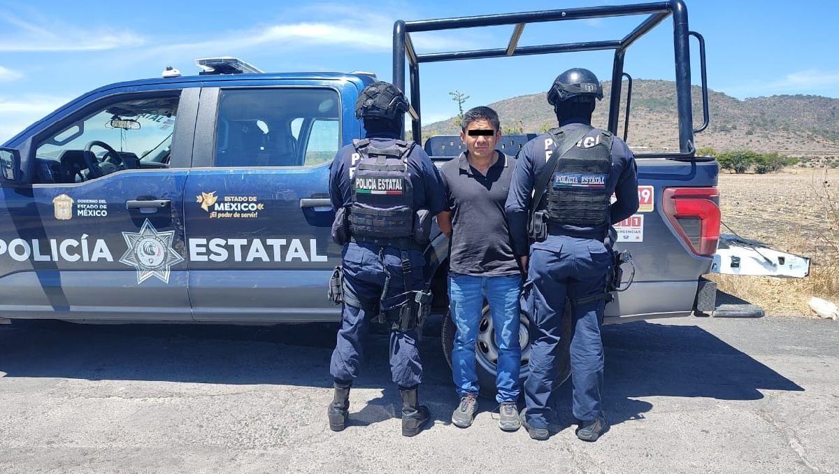 Alejandro "N" fue detenido tras un persecución por terrenos baldíos de Soyaniquilpan. Foto: (Especial)