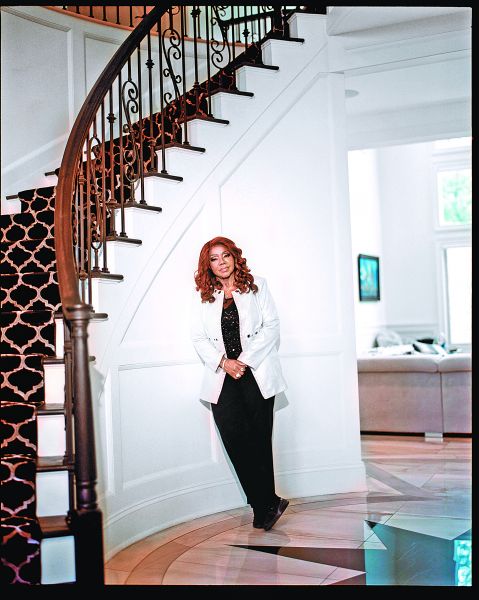 La artista en su casa en Englewood Cliffs, Nueva Jersey, el 17 de marzo de 2025. Elianel Clinton/ The New York Times