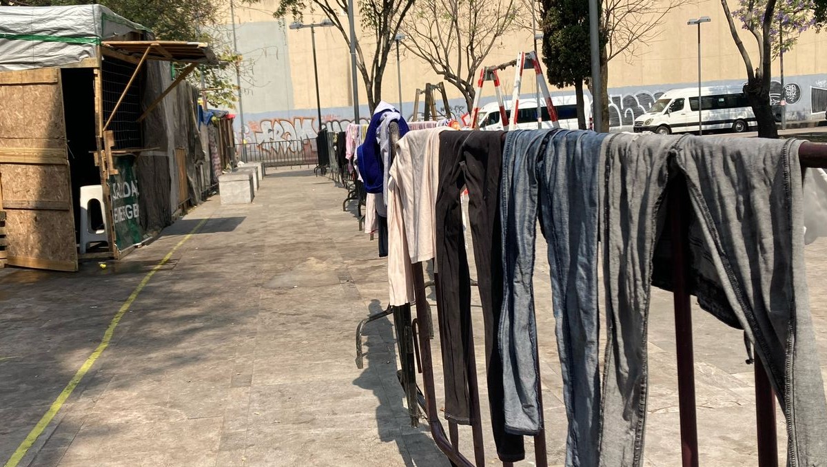 Las familias tardaron aproximadamente 4 días en levantar sus viviendas provisionales | Foto: Mariano Sánchez Santiago