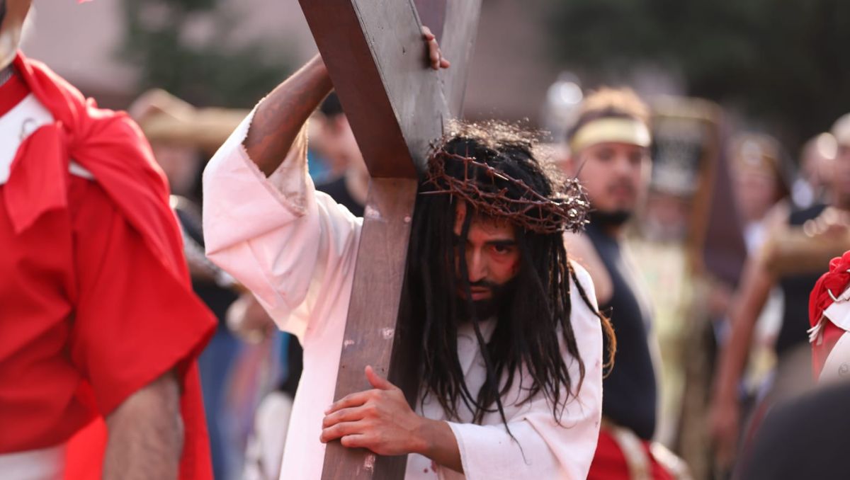 Feligreses acuden a Basílica de Guadalupe en la colonia Independencia. | Mayte Villasana