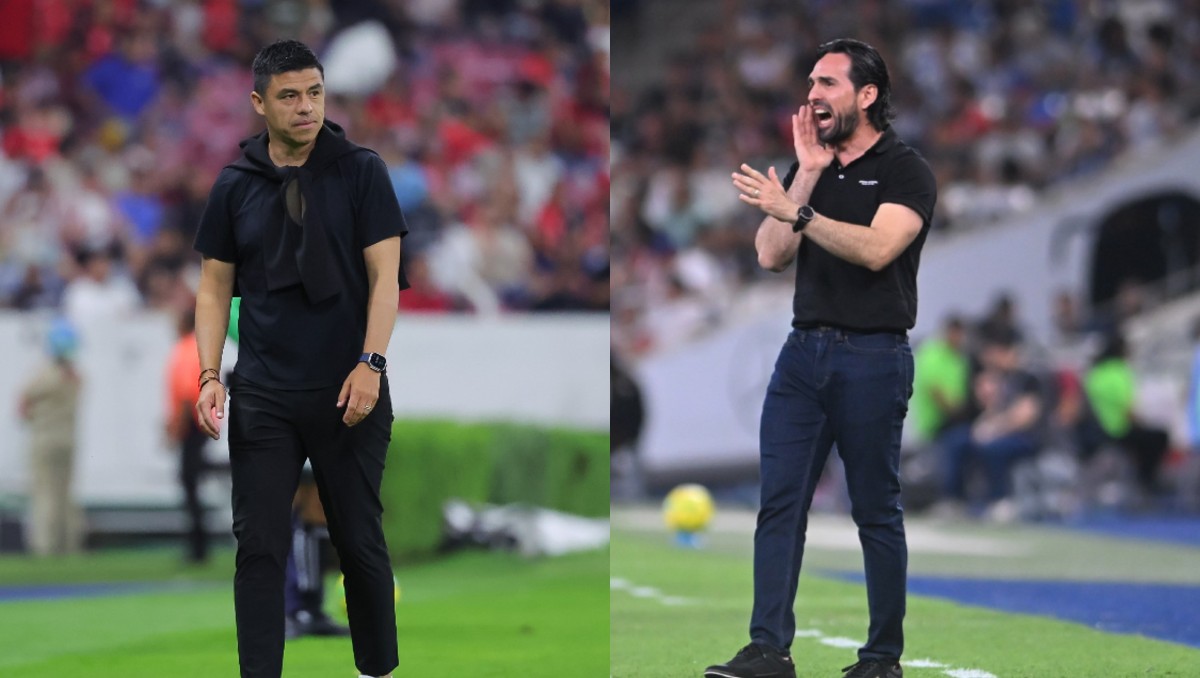 Gonzalo Pineda DT de Atlas y  Gerardo Espinoza DT de Chivas. (Imago 7)