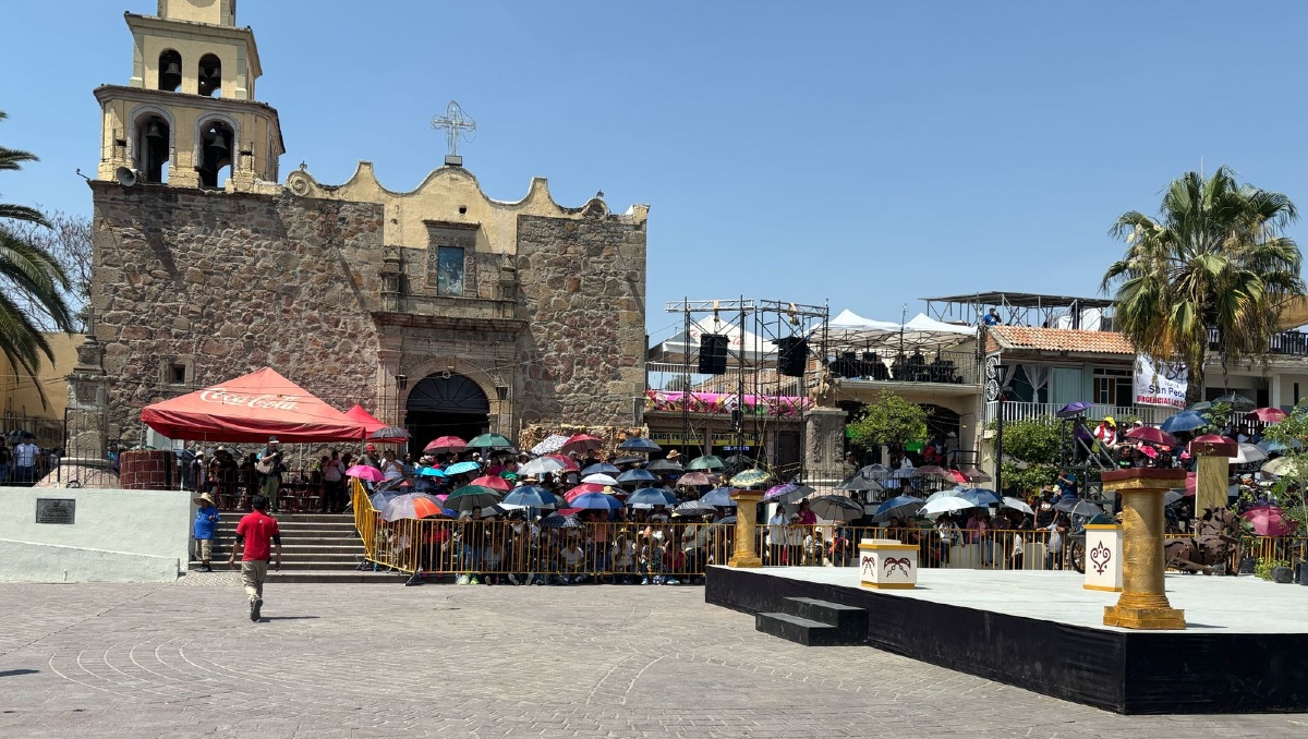 Habitantes de San Martín soportan el clima con tal de mostrar su fe (Foto: Daniela Nuño)