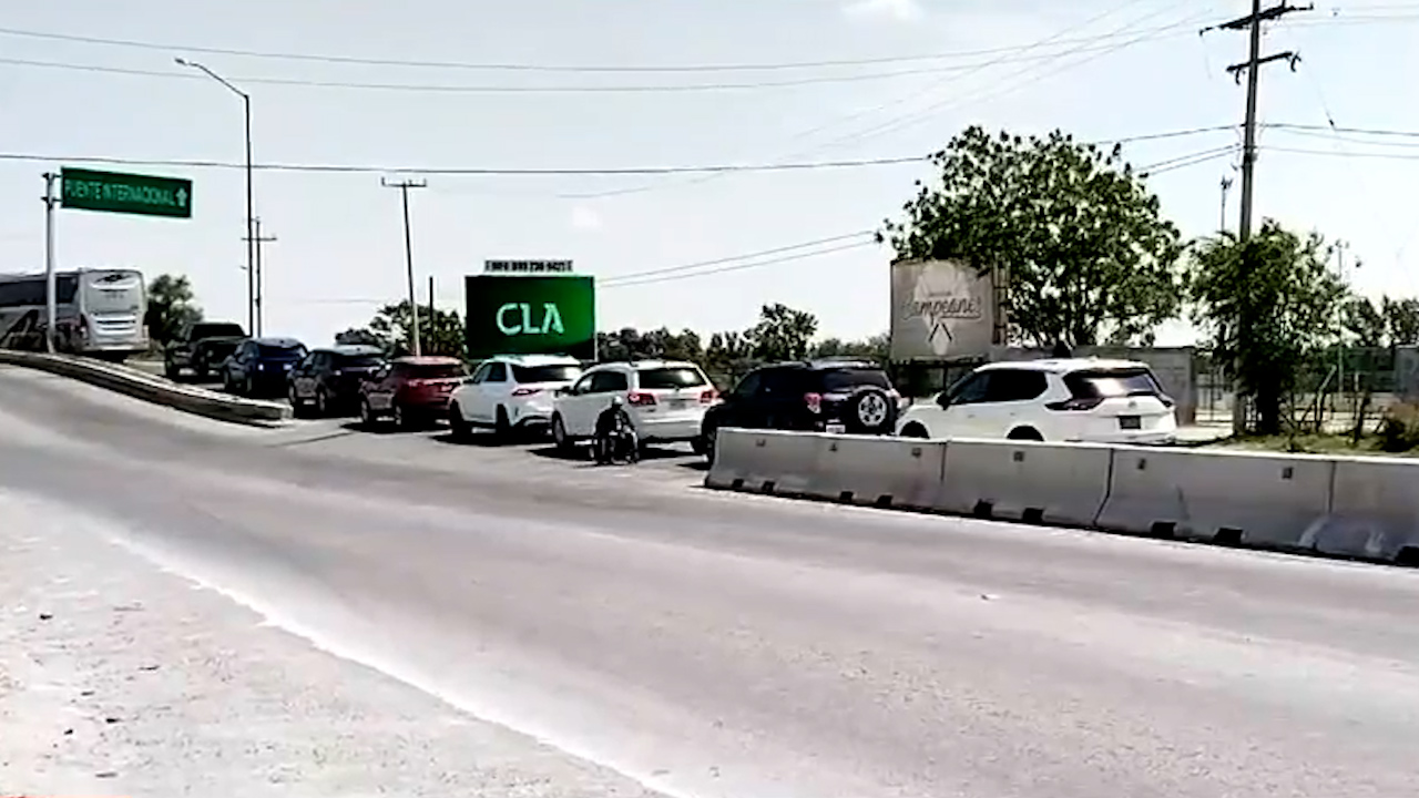Largas filas hacia la frontera de Tamaulipas por Semana Santa