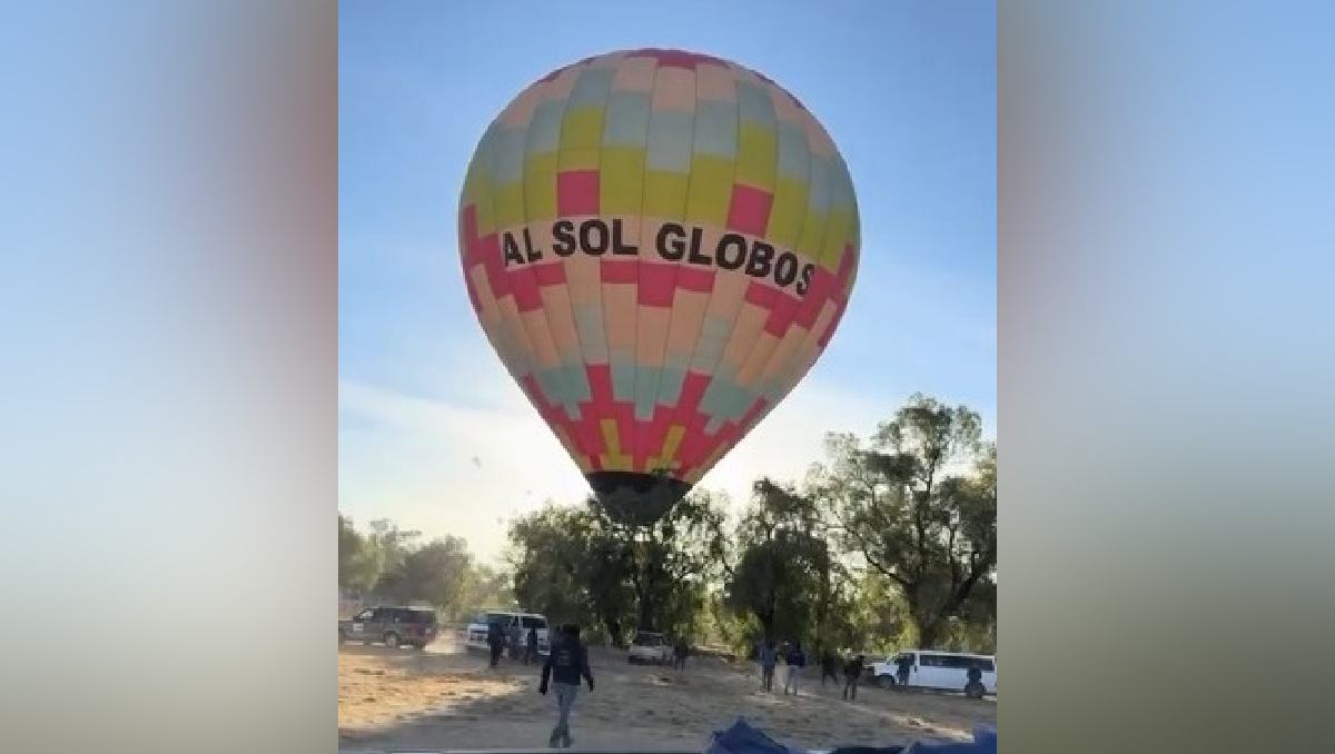 Piloto explica que usan los árboles para frenar la velocidad del globo aerostático. Foto: (Especial)