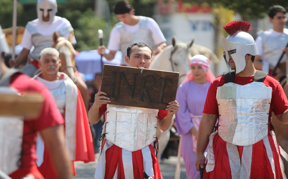 Viacrucis en Gómez Palacio. l Rolando Riestra