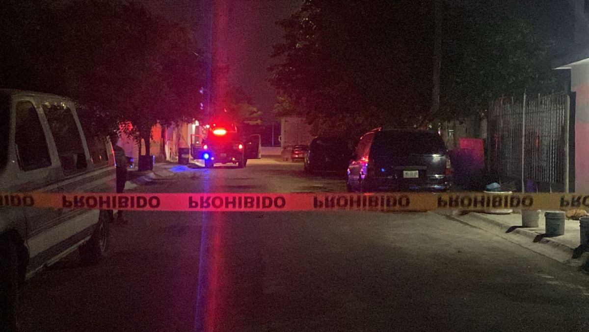 Hombre es atacado a balazos afuera de su casa en Juárez, NL- Grupo Milenio