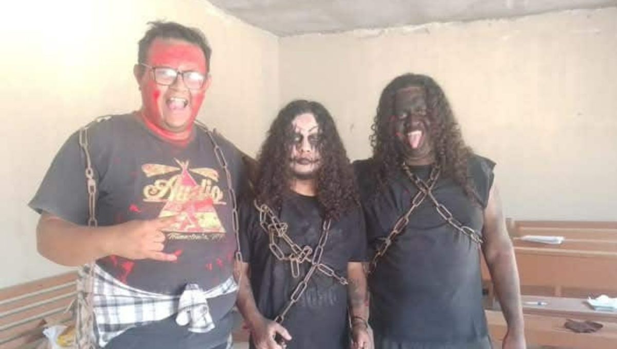 Con este, ya son tres años en que aparecieron los Chamucos Rockeros en el ejido Mayran. | Especial