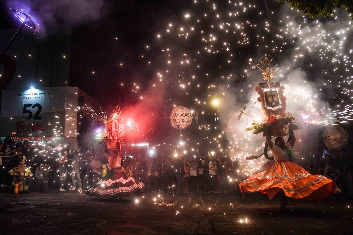 El Festival de Primavera se realiza en honor al artista oaxacaqueño Rodolfo Morales. | Foto: CUARTOSCURO / Imagen de referencia