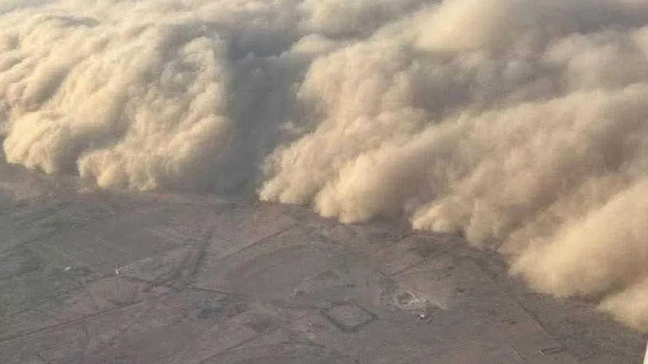 Chihuahua enfrenta cierre de carreteras por fuerte tormenta de arena
