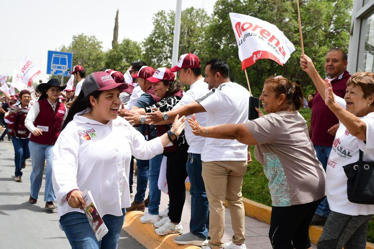 Flora Leal recorrió las calles de Lerdo. | Especial