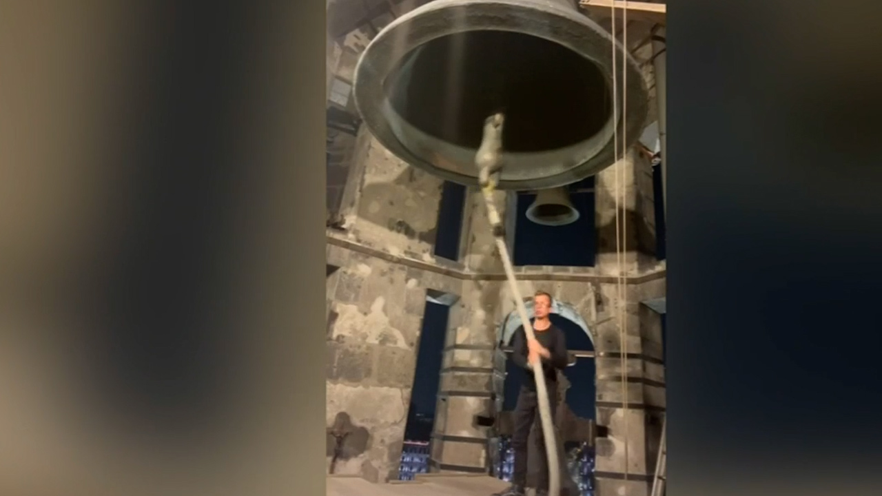 Replican toque de campanas de sede de vacante en catedral metropolitana