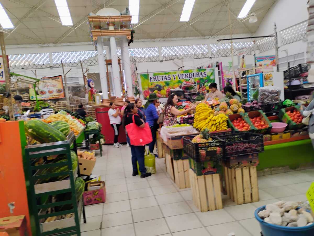 Comerciantes del mercado Donato Guerra reportaron un aumento del 70 por ciento en sus ventas. (Rolando Riestra)