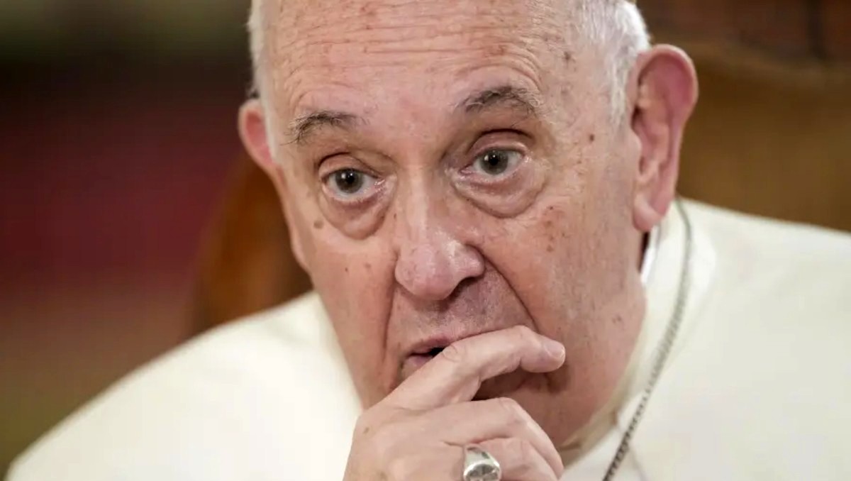 Conductores de 'Hoy' lamentan la muerte del papa Francisco. | AP