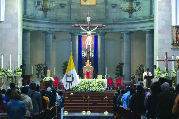 Estuvo en la silla papal por más de 12 años. TANIA CONTRERAS