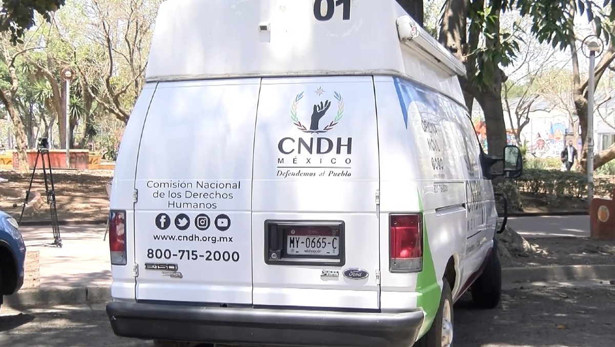 De manera provisional la CNDH trajó una oficina móvil a Guadalajara (Josefina Ruiz)