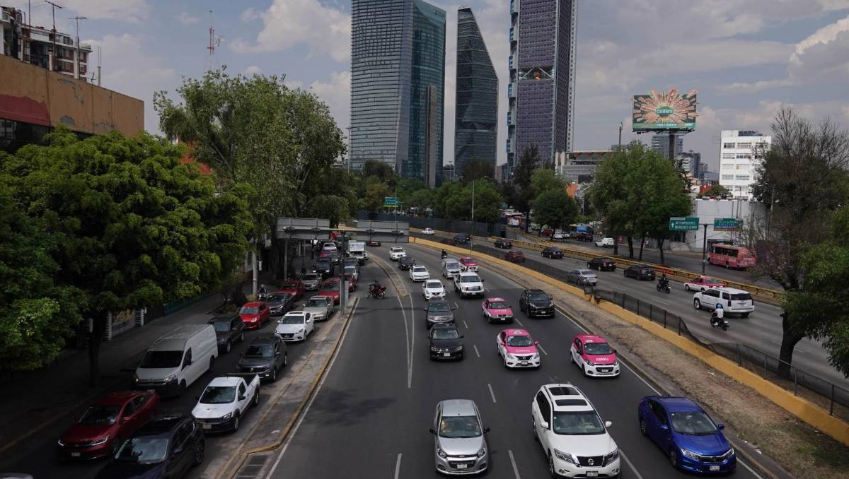 Estos son los vehículos que no podrán circular este jueves 23 de abril en la CdMx y Edomex. Foto: (Cuartoscuro)