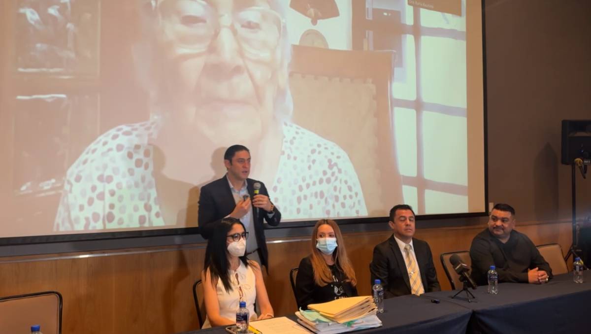 Adulta mayor de 102 años denuncia despojo de su casa ubicada en Naucalpan.| Especial