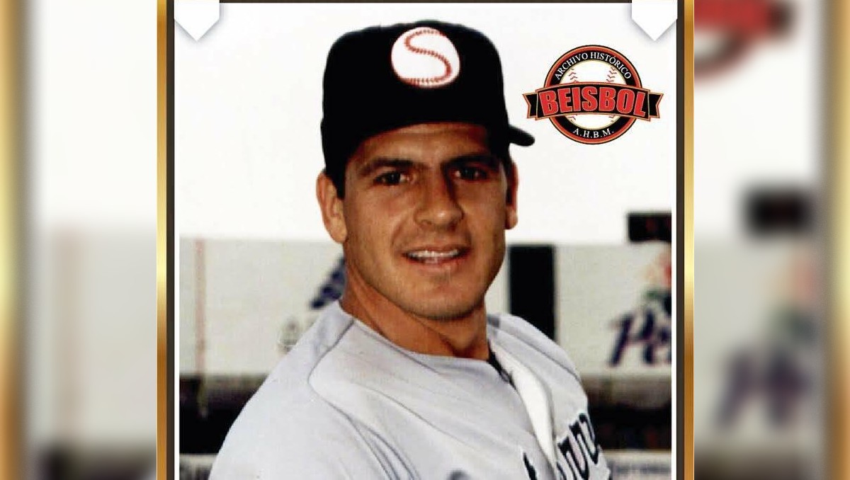 José Tolentino, ex beisbolista de Sultanes de Monterrey toma con humor su 'candidatura' a Papa (Cortesía)