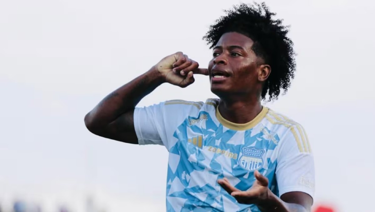 Secuestran a esposa e hijo del futbolista ecuatoriano Jackson Rodríguez (Instagram)