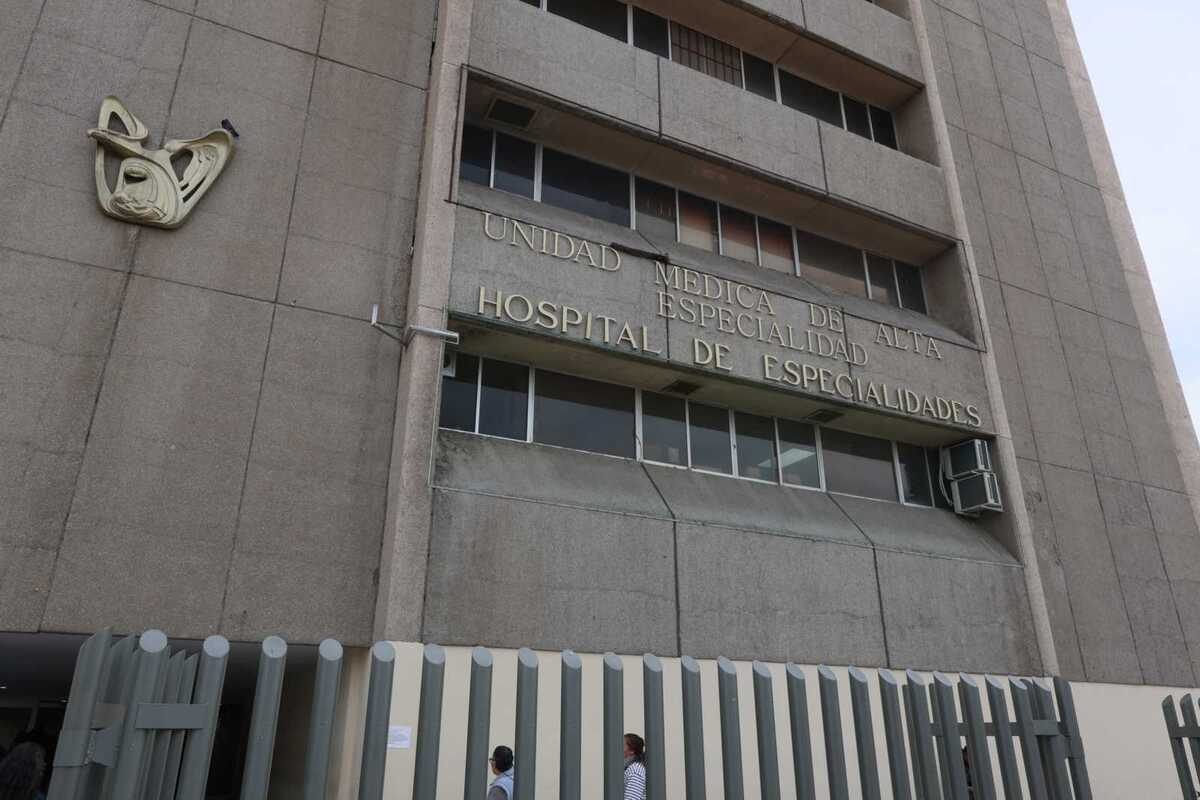 Testigos afirmaron que al momento del incidente no se percataron qué auto arrolló al muchacho.| Verónica Rivera